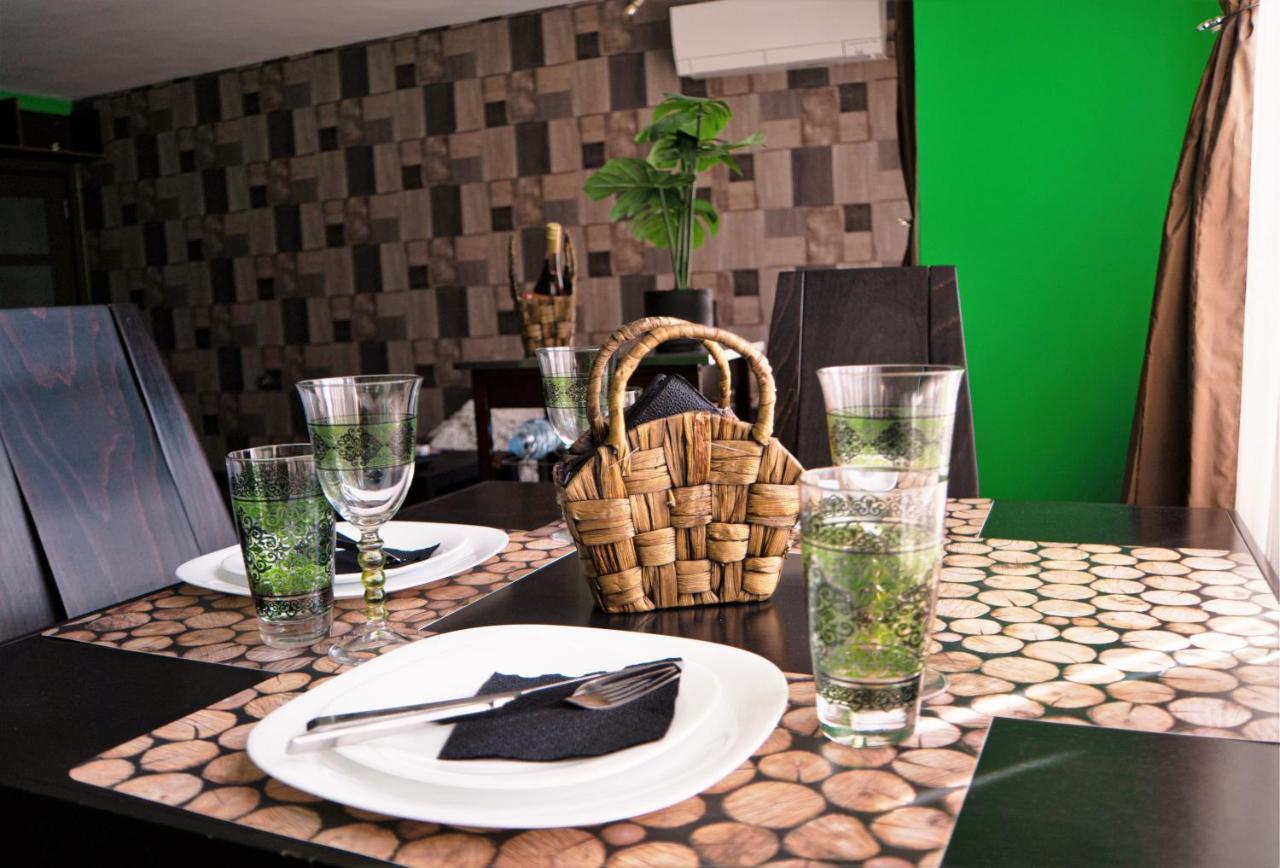 The Green Apartment - Free Parking Sofia Exterior photo
