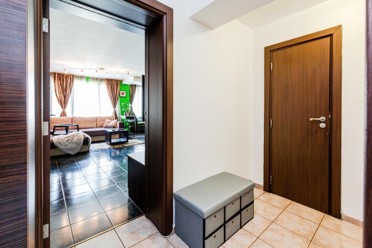 The Green Apartment - Free Parking Sofia Exterior photo